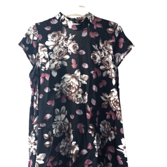 FForever 21 Women's Floral Mini Dress Sz S NWT Choker Neck Pockets Low Back - Picture 12 of 15